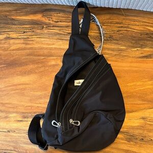 Sakroots Black Sling Belt Bag with Dual Zippers